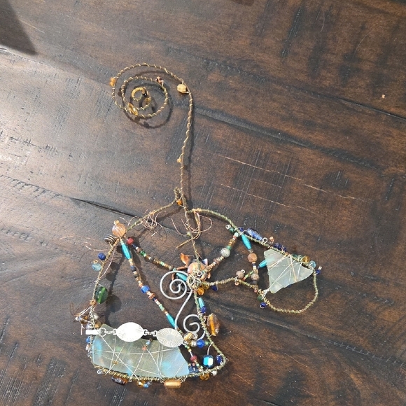 Handcrafted Horsehead Wire Wall Hanging Sculpture With Beads And Glass - Picture 2 of 9